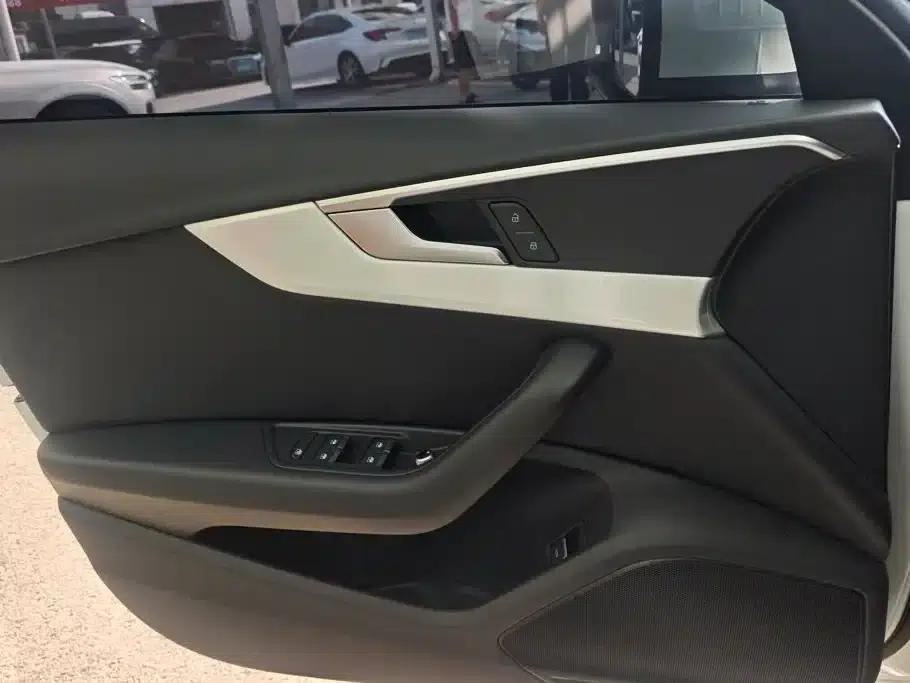 Audi A4L 2020 40 TFSI Luxury Dynamic — миниатюра 7