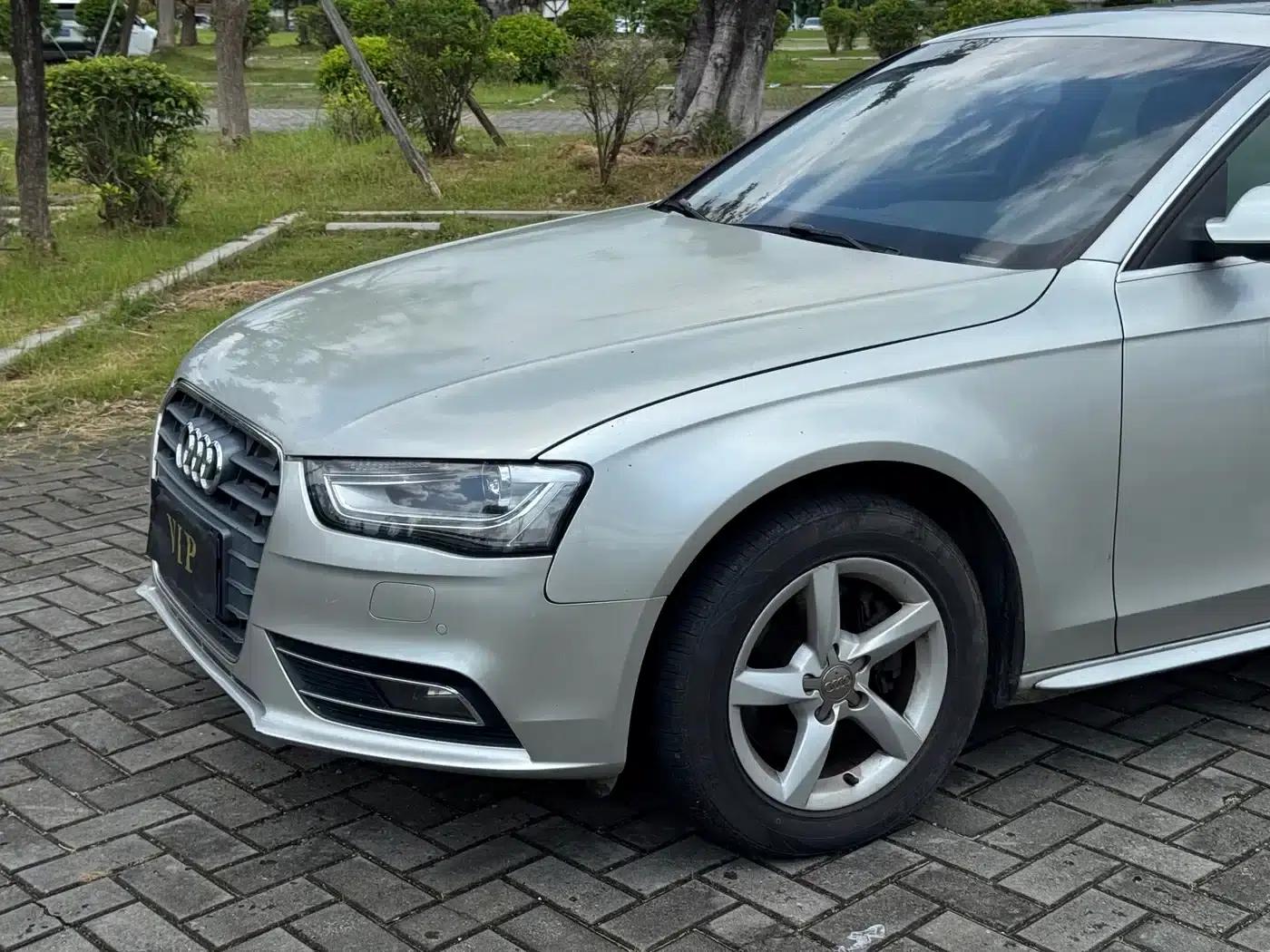 Audi A4L 2013 35 TFSI Automatic Comfort — миниатюра 5