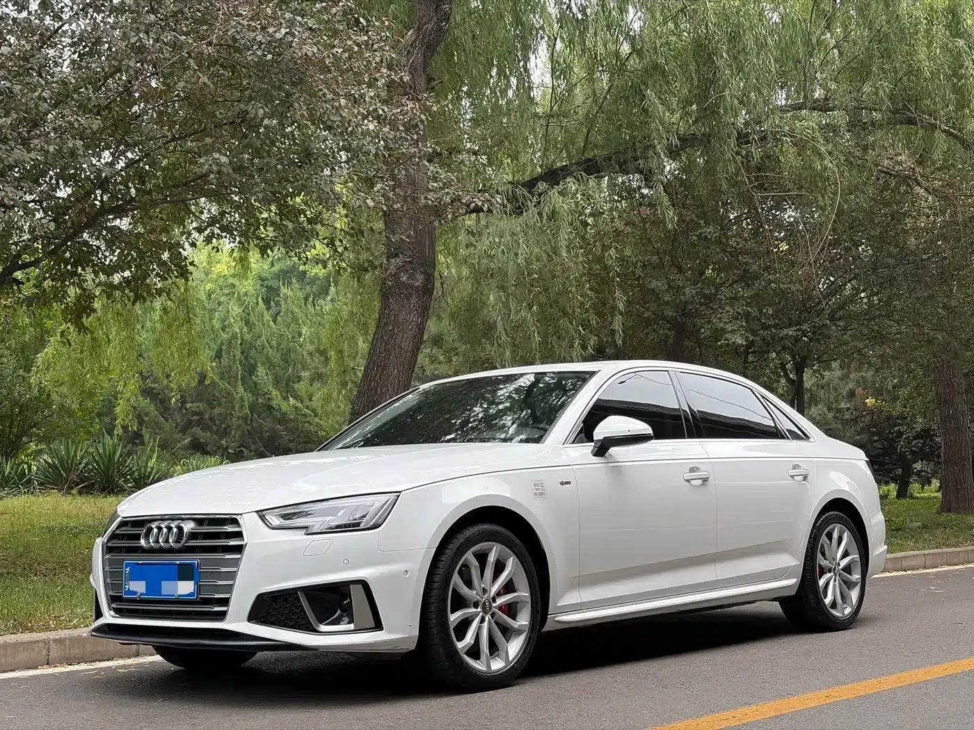 Audi A4L 2019 40 TFSI Fashion Edition (China VI Emission Standard) — миниатюра 1