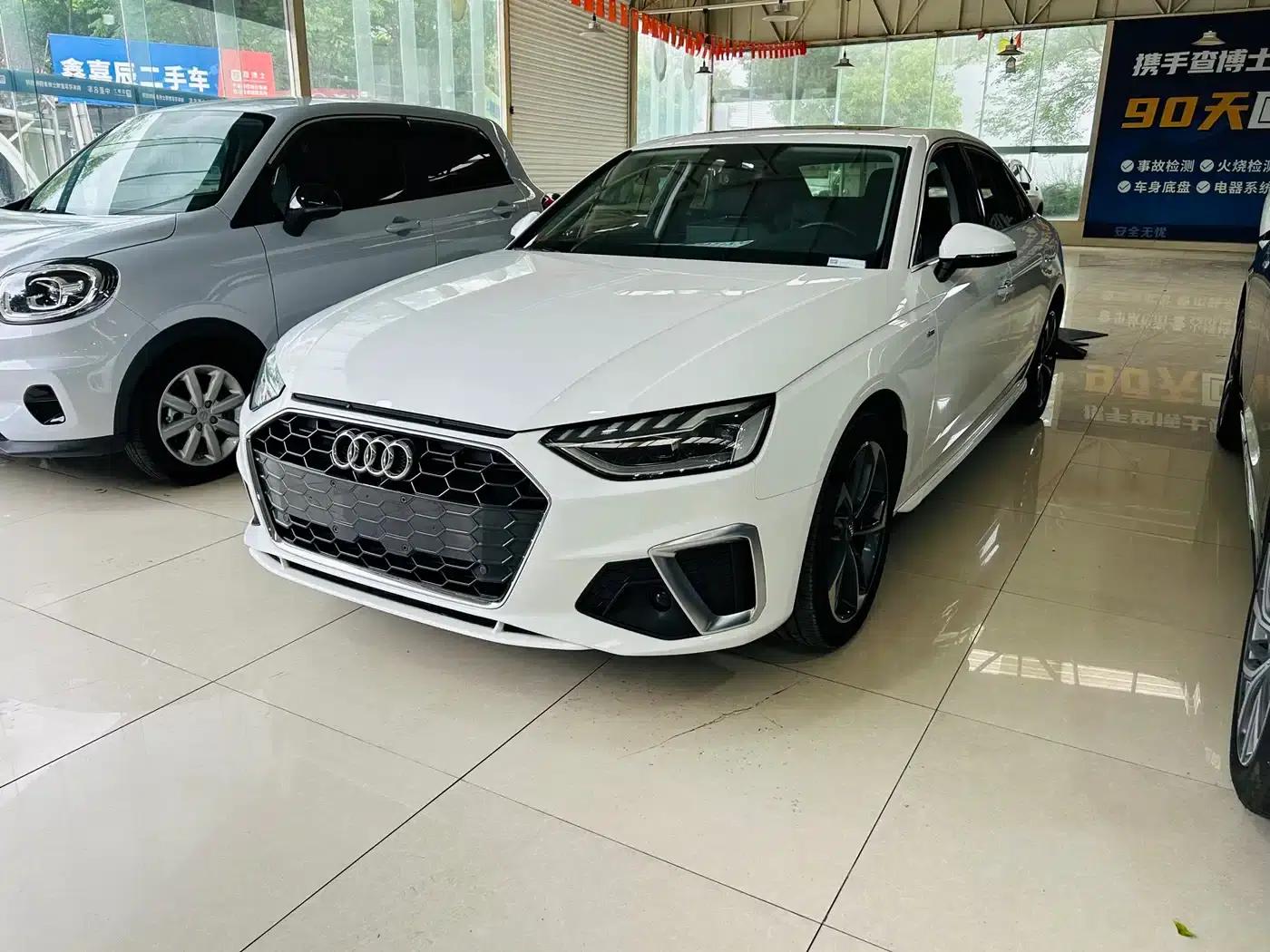 Audi A4L 2020 40 TFSI Fashion Dynamic Edition — миниатюра 1