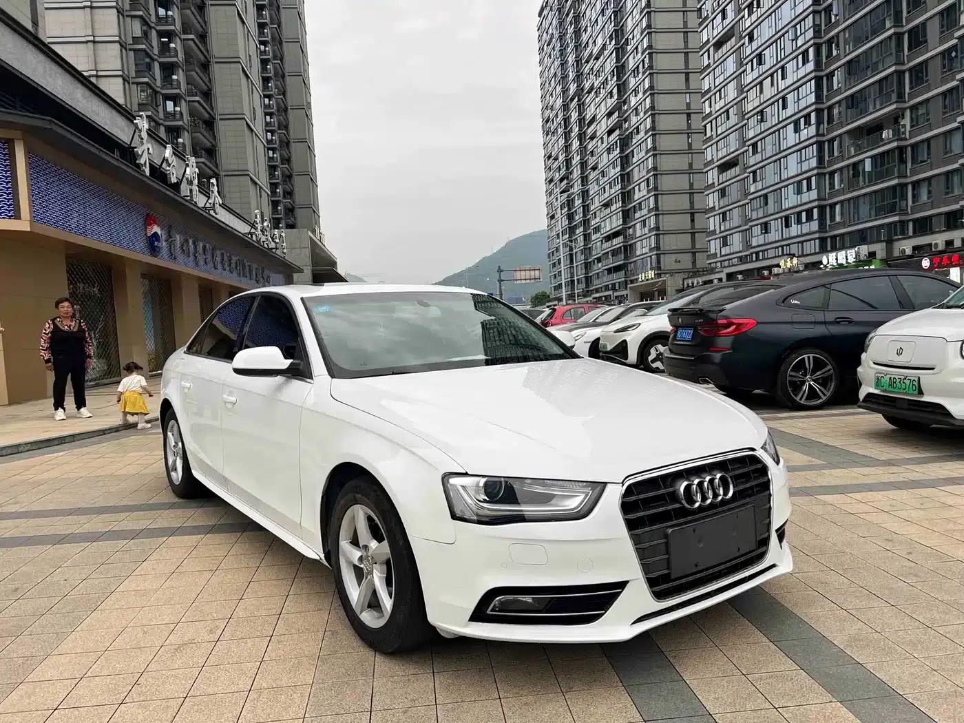 Audi A4L 2015 35 TFSI Automatic Standard Edition — миниатюра 5