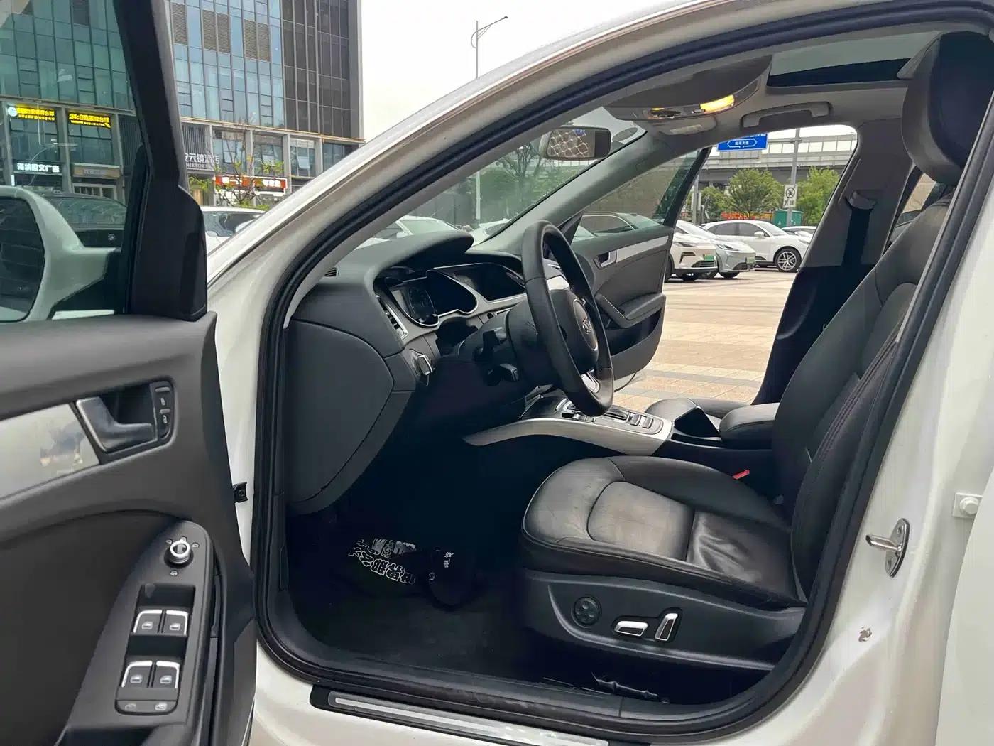 Audi A4L 2015 35 TFSI Automatic Standard Edition — миниатюра 6