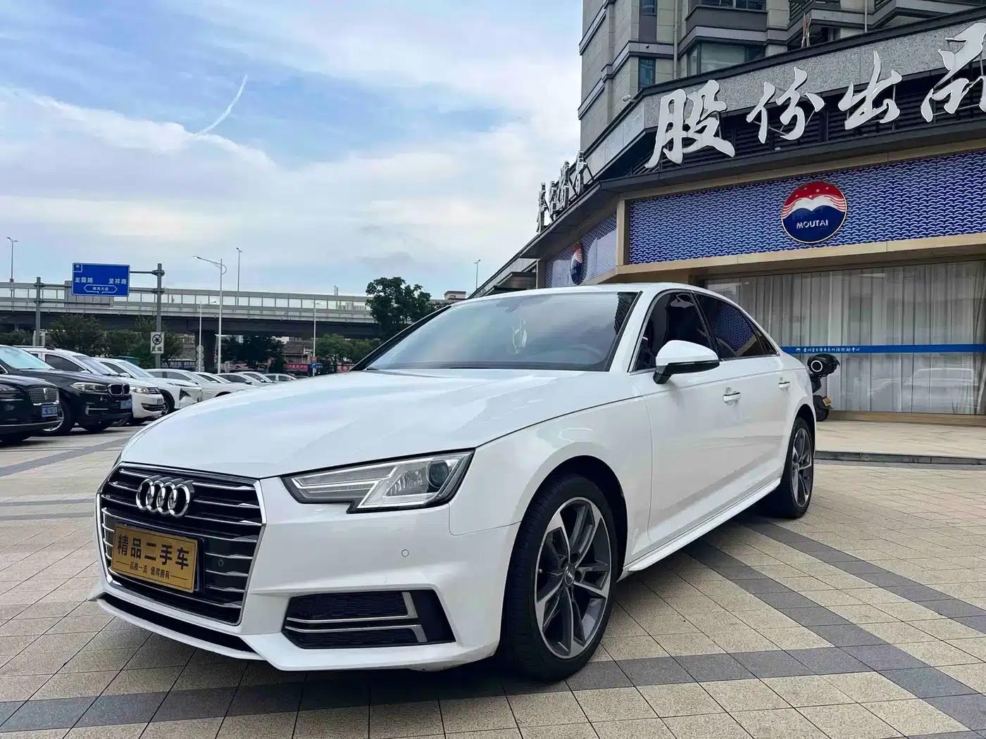 Audi A4L 2019 40 TFSI Progressive (National V Emission Standard) — миниатюра 1