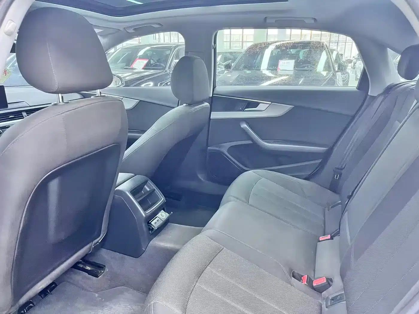 Audi A4L 2019 40 TFSI Progressive (National V Emission Standard) — миниатюра 8