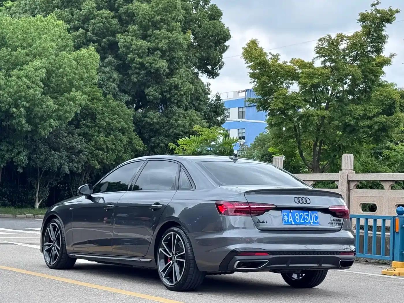 Audi A4L 2024 45 TFSI quattro Premium Dynamic Edition — миниатюра 4
