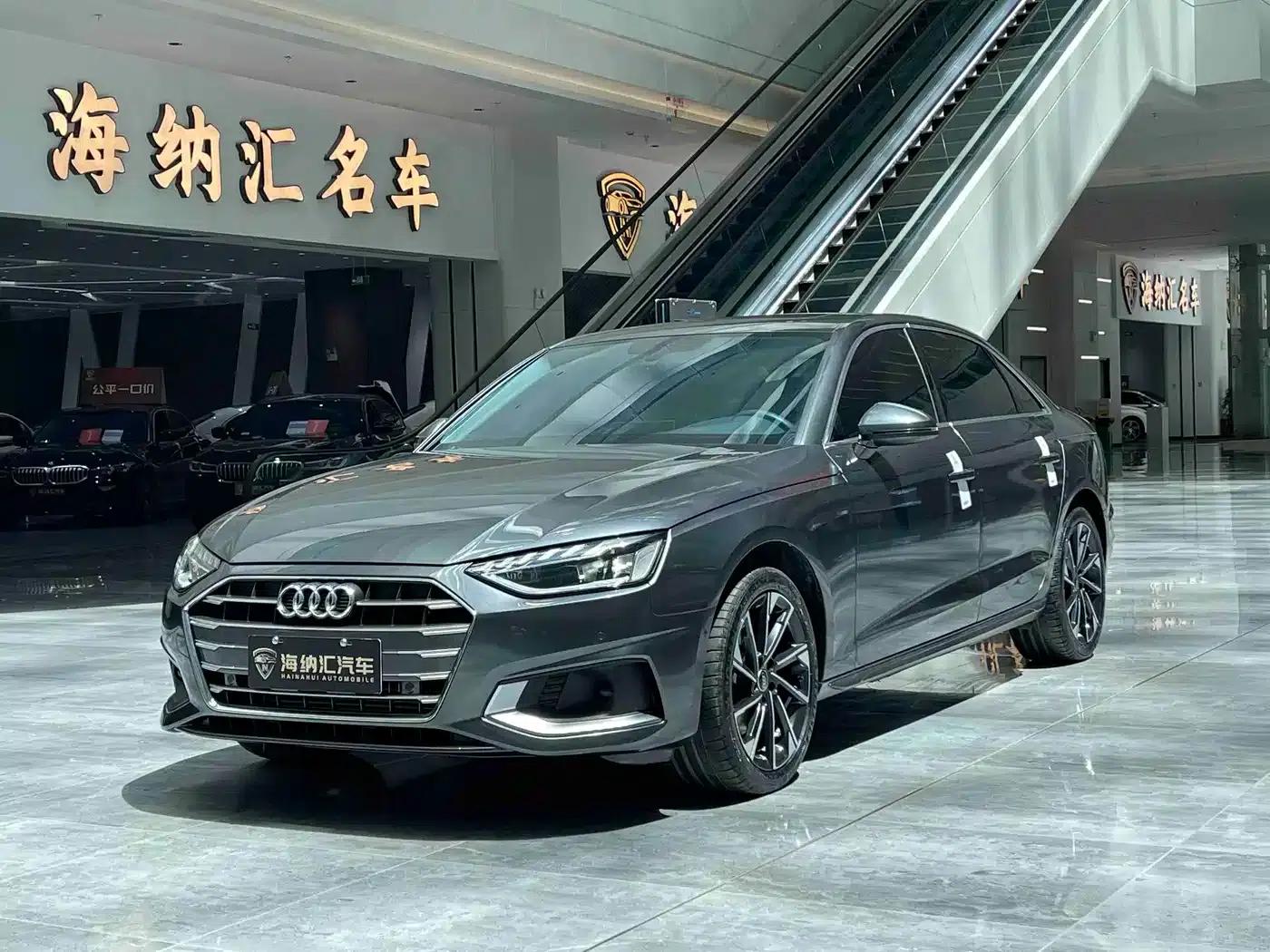 Audi A4L 2022 40 TFSI Luxury Elegance — миниатюра 1