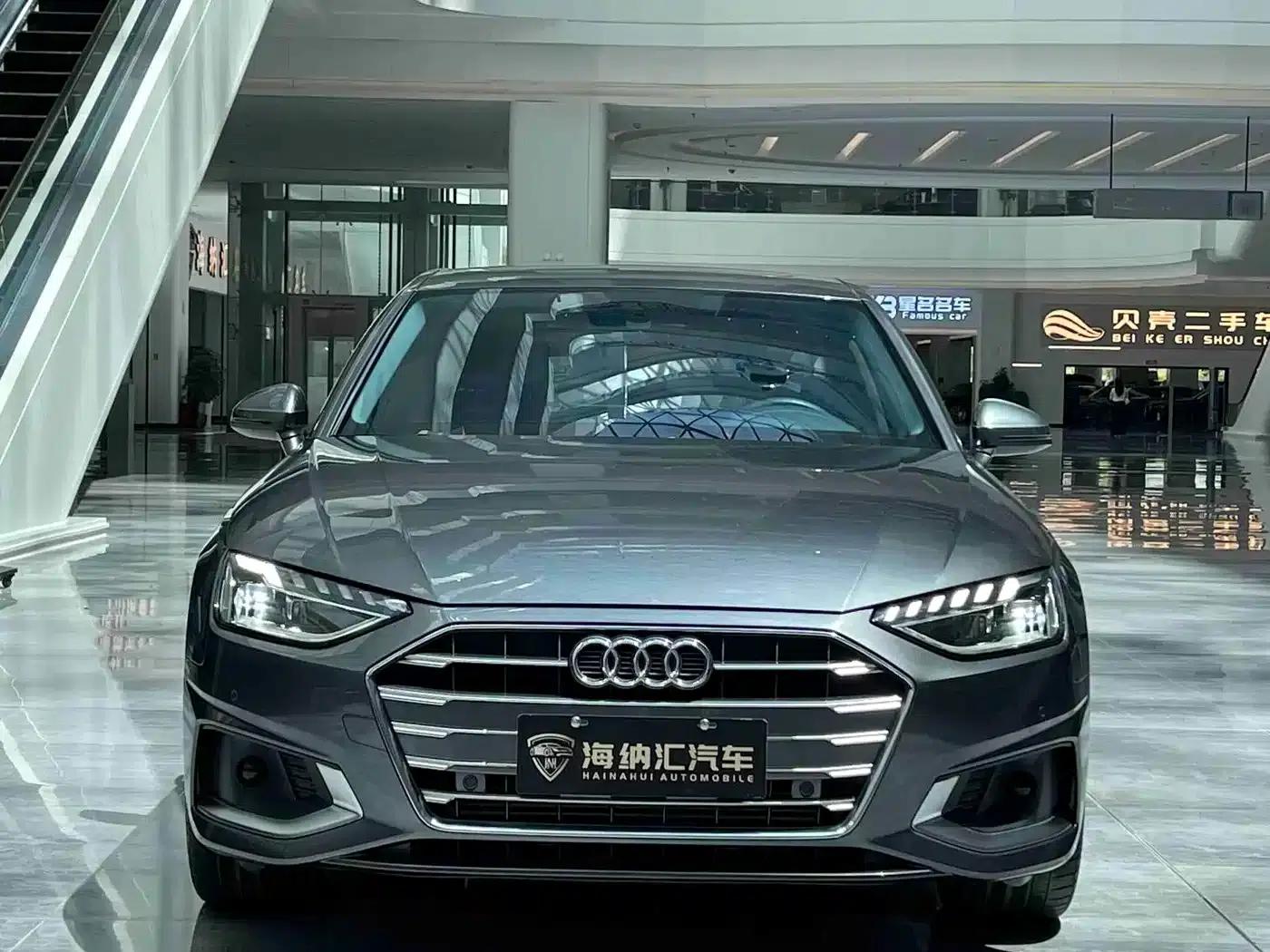 Audi A4L 2022 40 TFSI Luxury Elegance — миниатюра 2