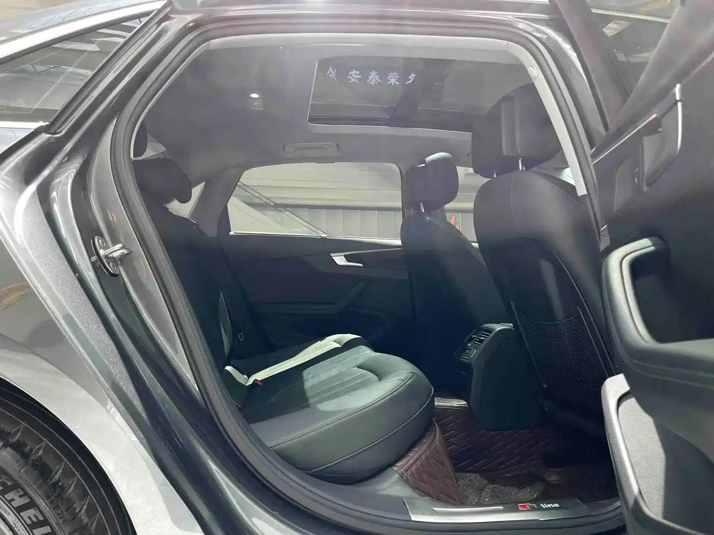 Audi A4L 2022 40 TFSI Luxury Elegance — миниатюра 13