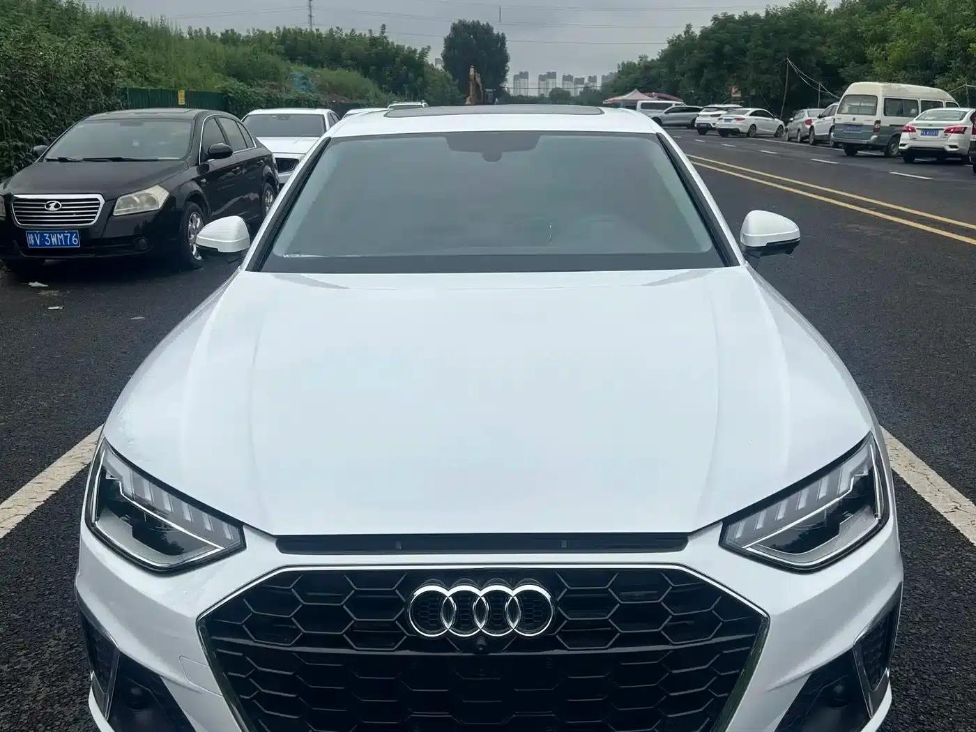 Audi A4L 2022 35 TFSI Fashion Dynamic Edition — миниатюра 1