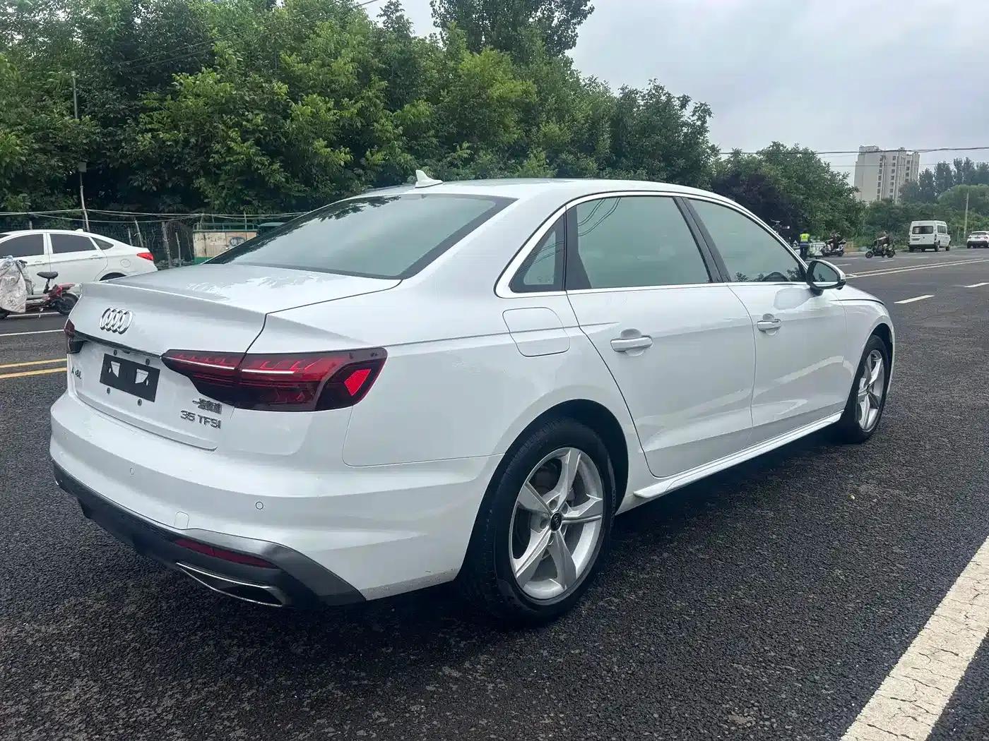 Audi A4L 2022 35 TFSI Fashion Dynamic Edition — миниатюра 6