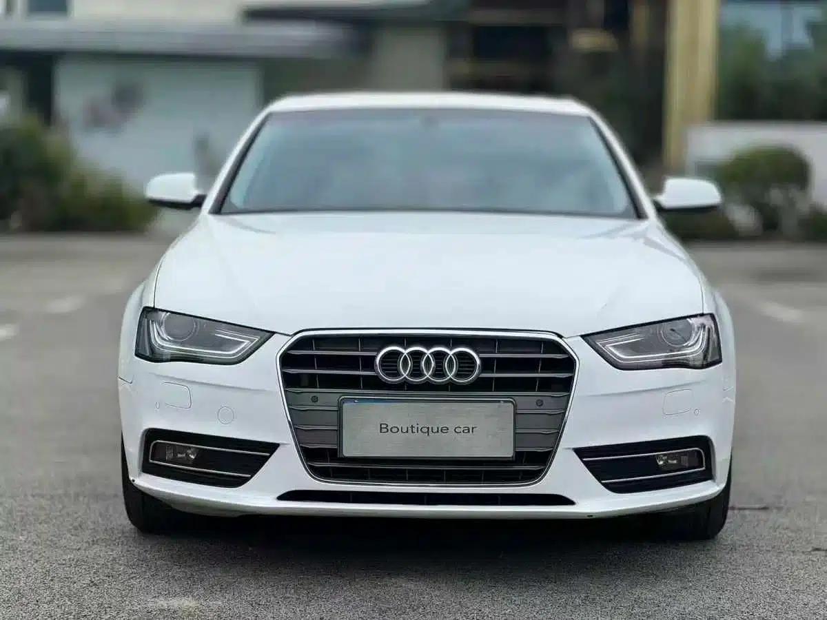 Audi A4L 2012 2.0 TFSI Automatic Standard Edition — миниатюра 3