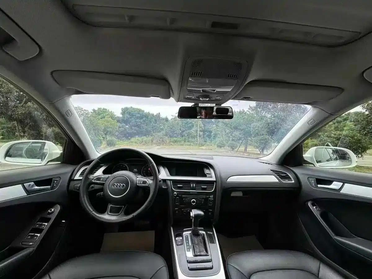 Audi A4L 2012 2.0 TFSI Automatic Standard Edition — миниатюра 9