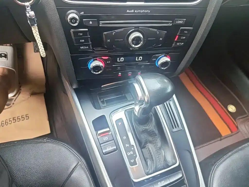 Audi A4L 2015 35 TFSI Automatic Standard Edition — миниатюра 14