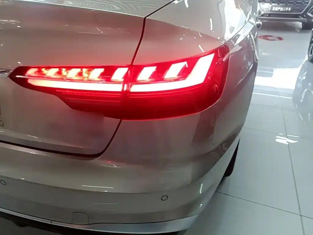 Audi A4L 2020 40 TFSI Fashion Dynamic Edition — миниатюра 8