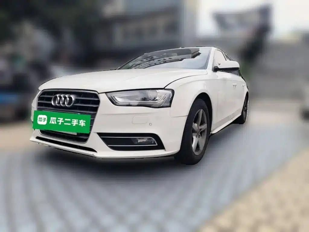 Audi A4L 2015 35 TFSI Automatic Standard Edition — миниатюра 1