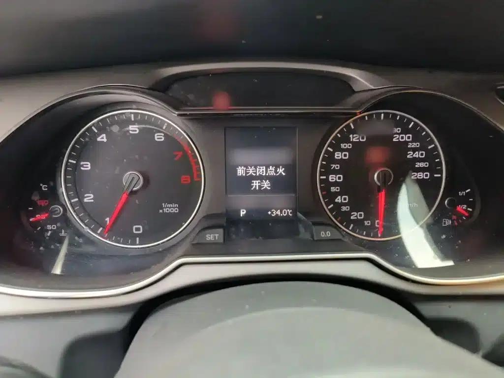 Audi A4L 2015 35 TFSI Automatic Standard Edition — миниатюра 4