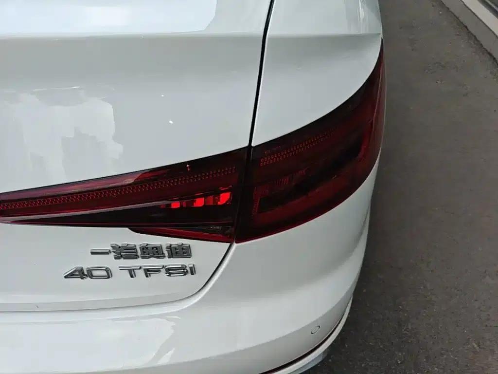 Audi A4L 2018 30th Anniversary Edition 40 TFSI Fashion Model — миниатюра 8