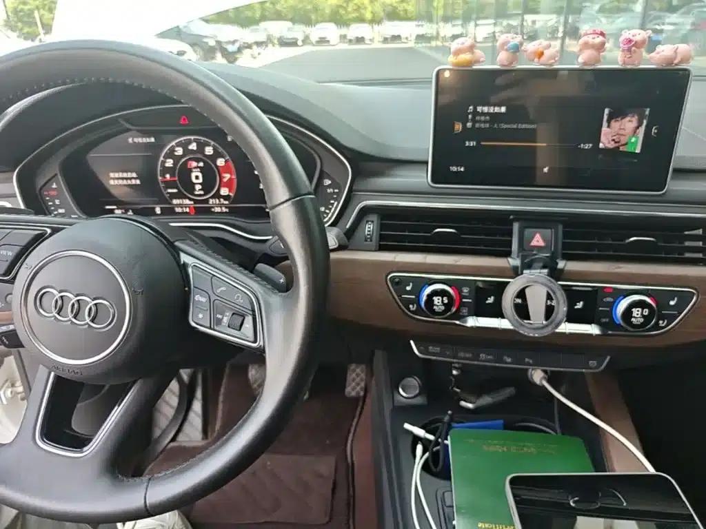 Audi A4L 2018 30th Anniversary Edition 40 TFSI Fashion Model — миниатюра 10