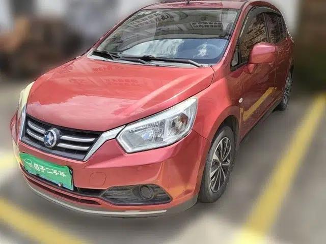 Venucia R50 2016 1.6L Automatic Elite Edition