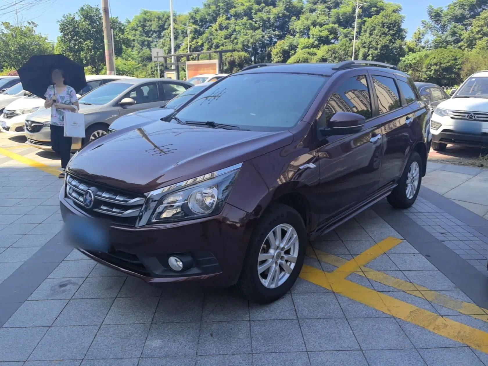 Venucia T70 2016 1.6L Manual Ruixing Edition — миниатюра 1