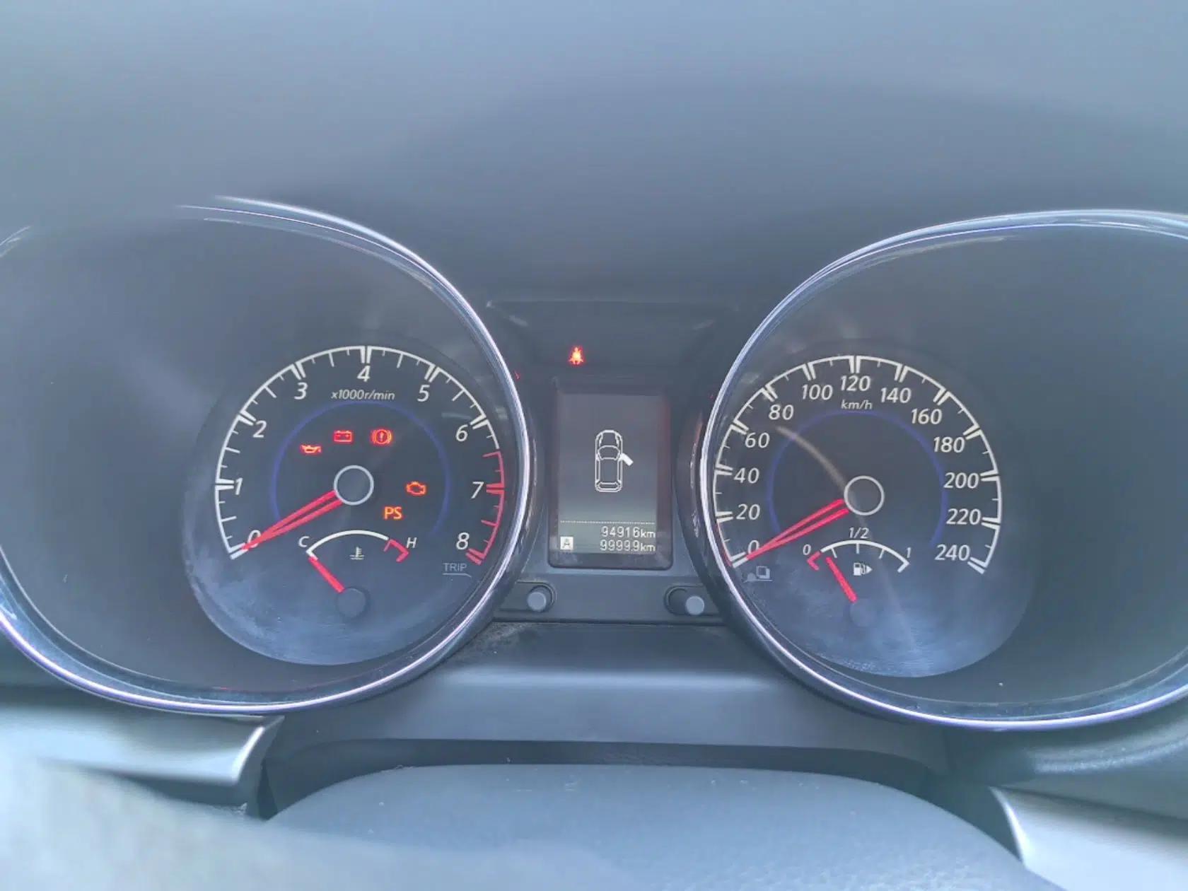 Venucia T70 2016 1.6L Manual Ruixing Edition — миниатюра 14