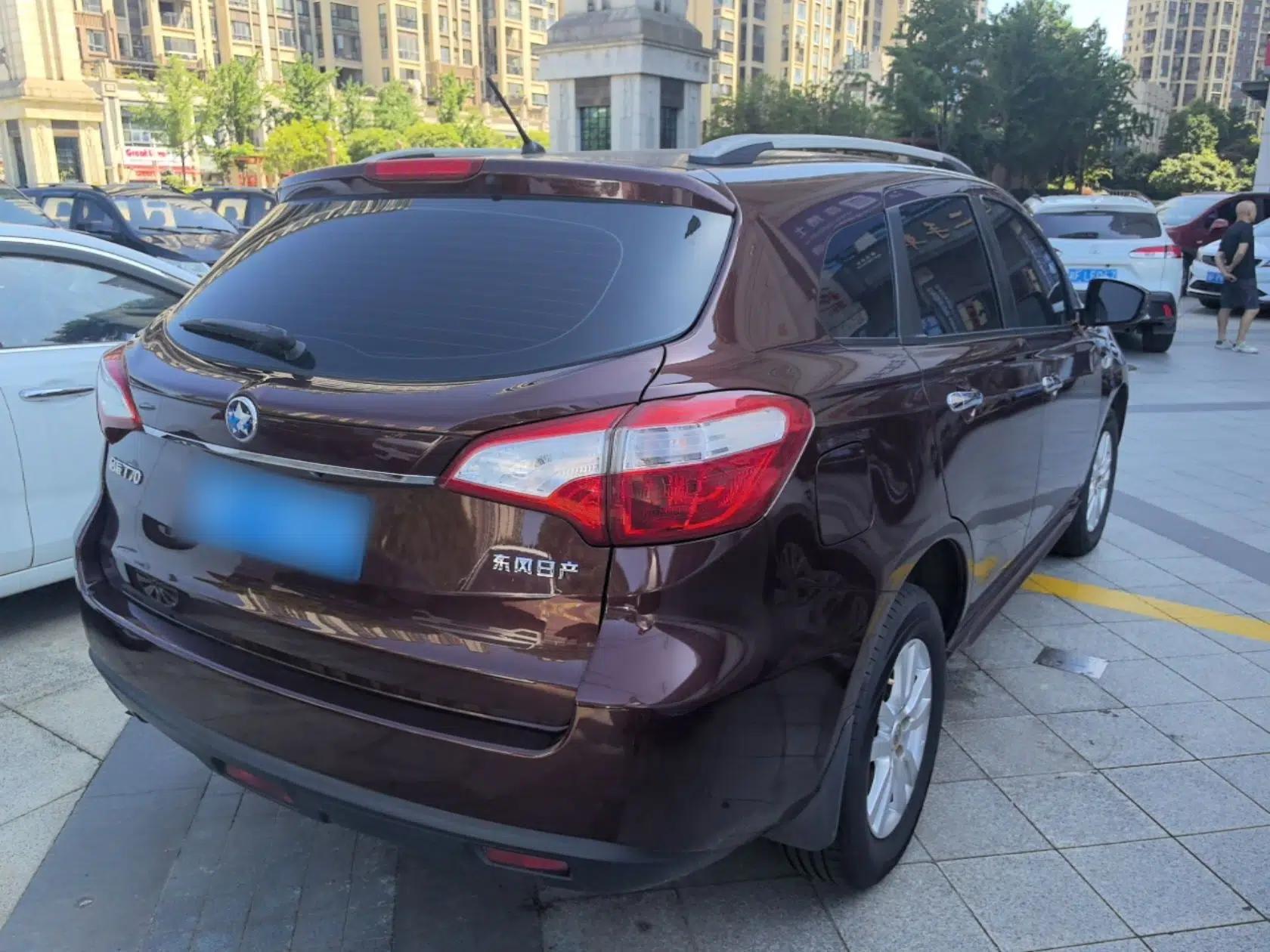 Venucia T70 2016 1.6L Manual Ruixing Edition — миниатюра 6