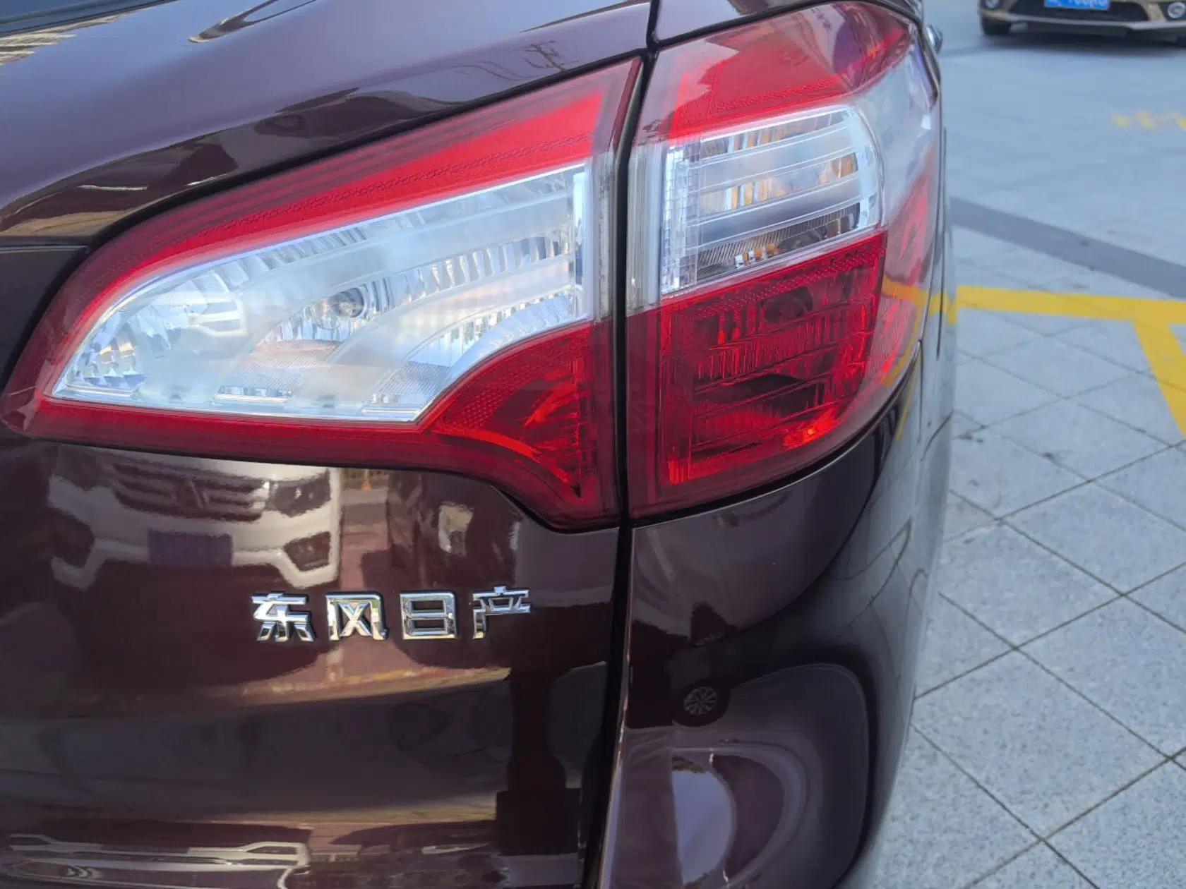 Venucia T70 2016 1.6L Manual Ruixing Edition — миниатюра 9