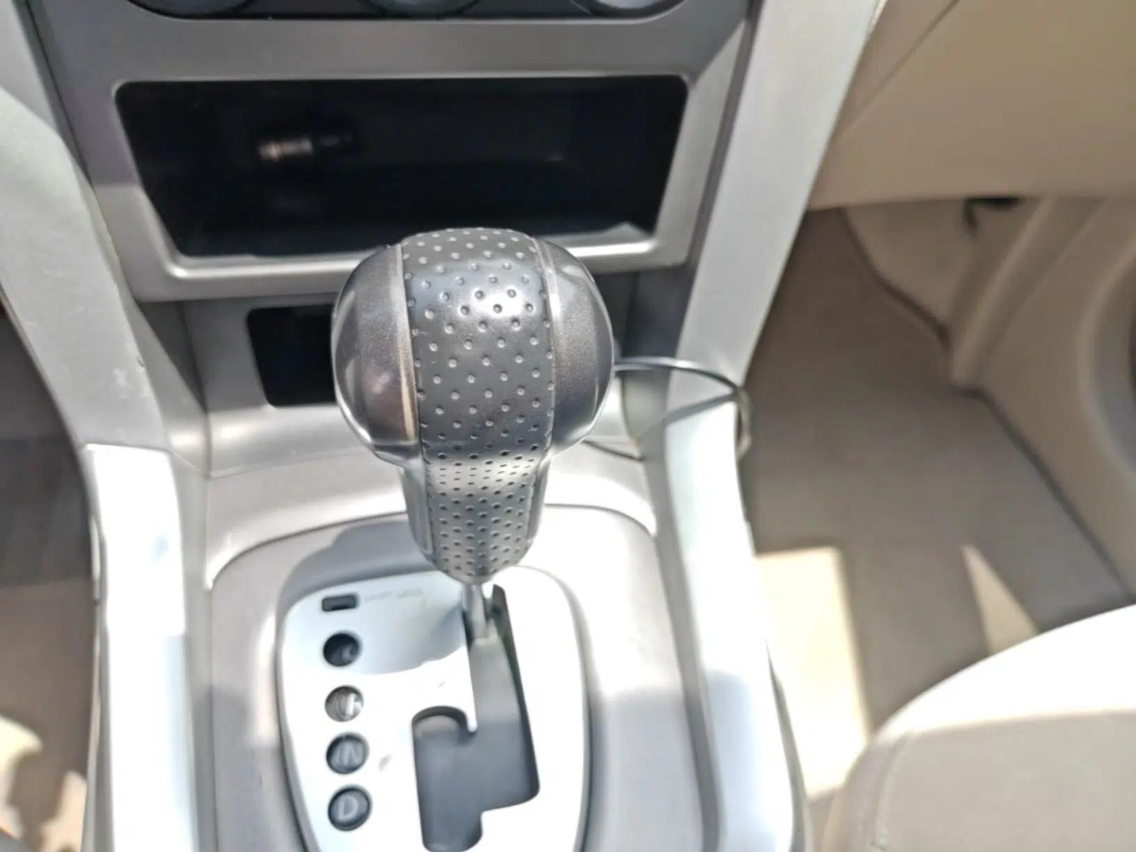 Venucia T70 2015 2.0L CVT Smart Choice Edition — миниатюра 16