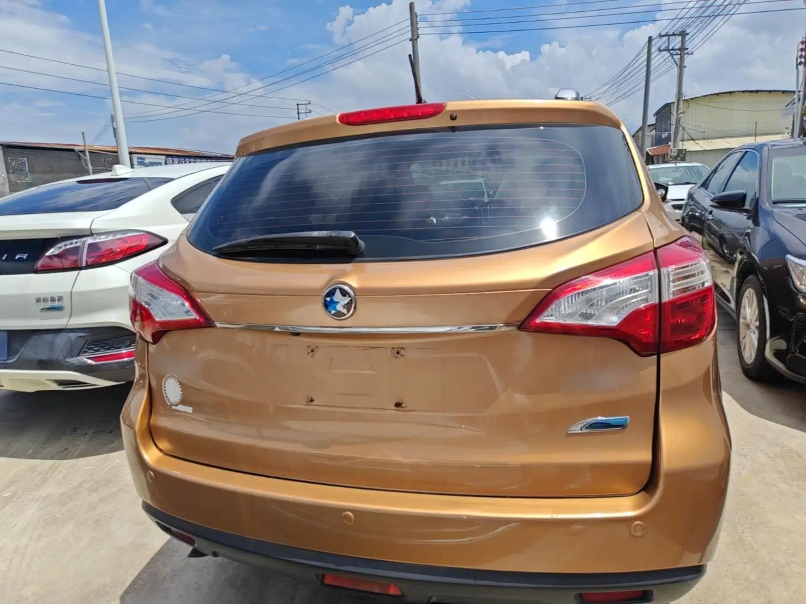 Venucia T70 2015 2.0L CVT Smart Choice Edition — миниатюра 5