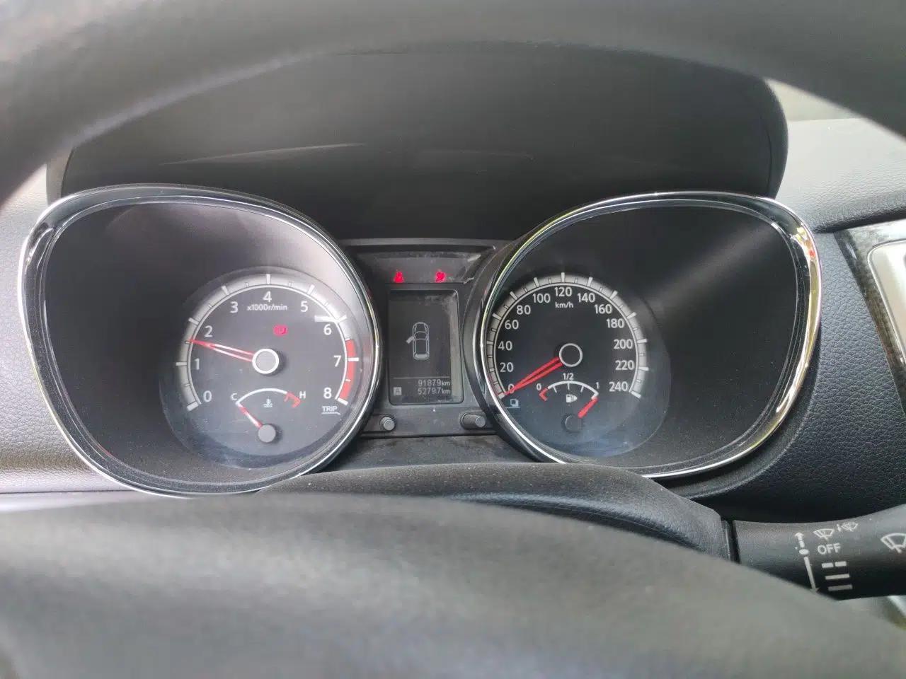 Venucia T70 2015 2.0L Manual RuiQu Version — миниатюра 11
