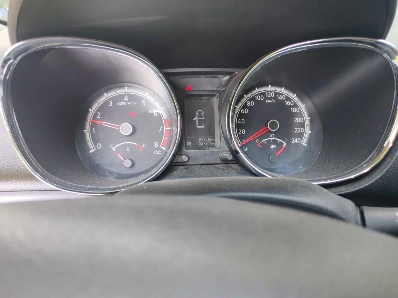 Venucia T70 2015 2.0L Manual RuiQu Version — миниатюра 12