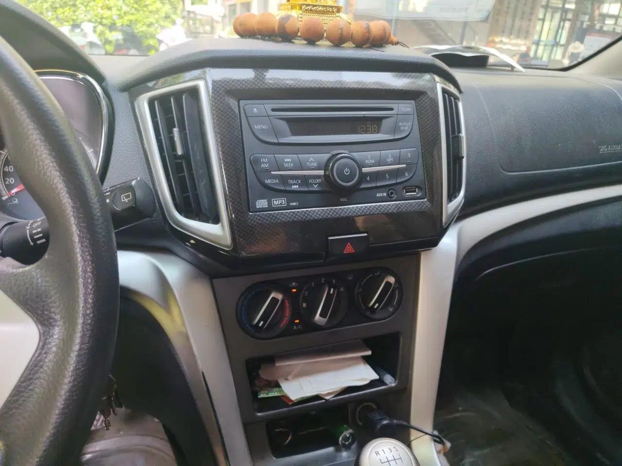 Venucia T70 2015 2.0L Manual RuiQu Version — миниатюра 13