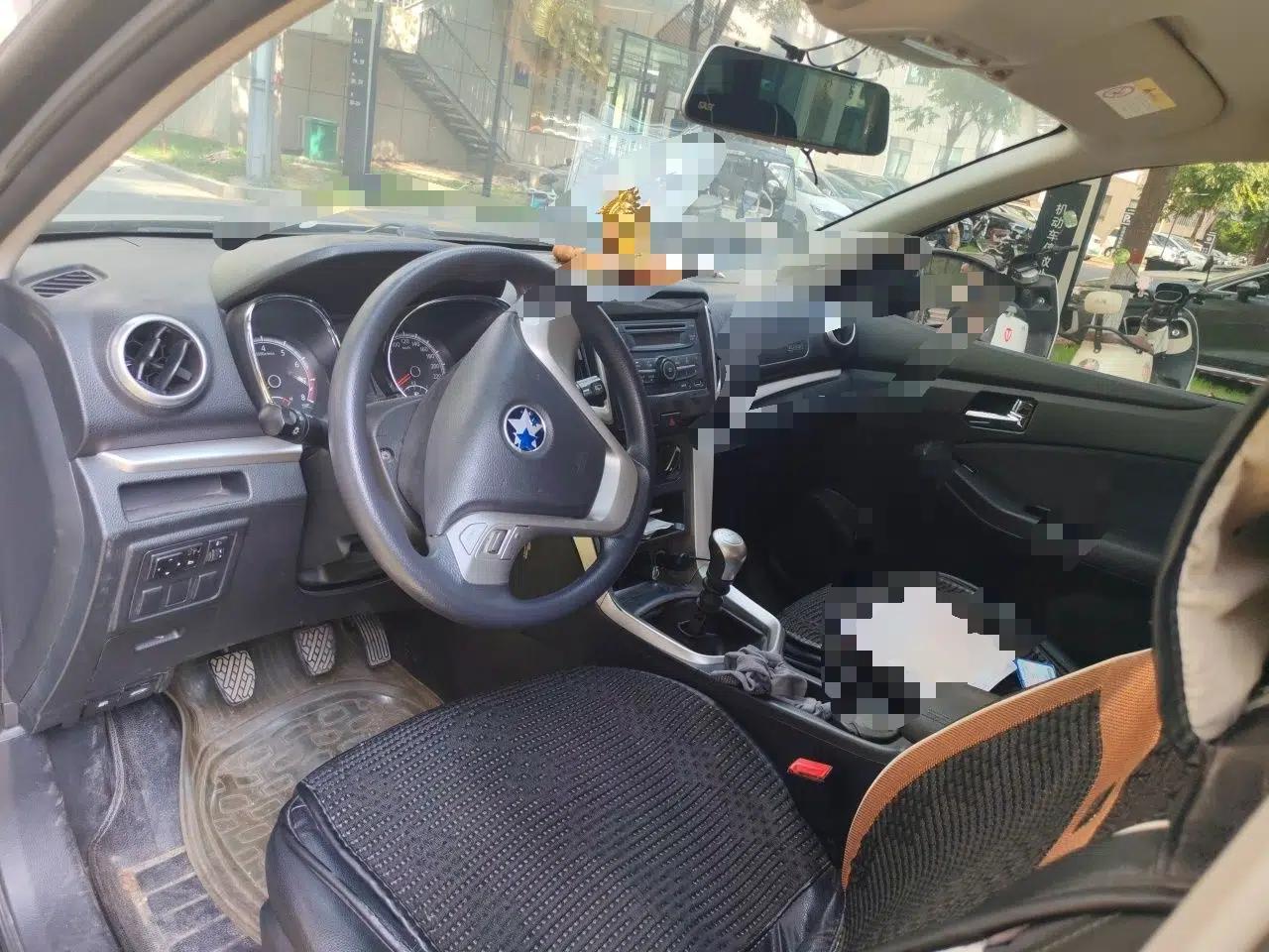 Venucia T70 2015 2.0L Manual RuiQu Version — миниатюра 9