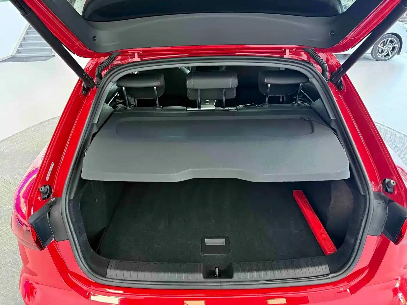 Audi A3 2022 Sportback 35 TFSI Fashion Sport — миниатюра 11