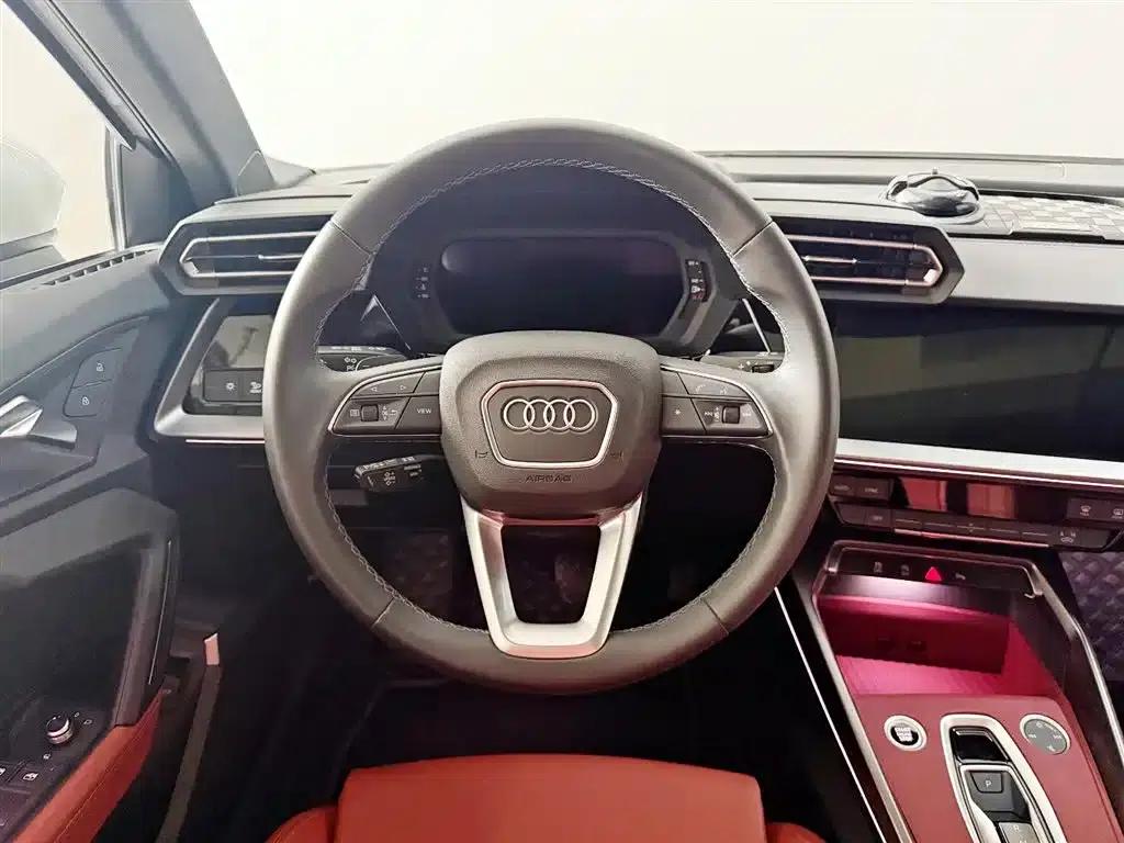 Audi A3 2025 A3L Limousine 35TFSI Flying Spur Premium Edition — миниатюра 11
