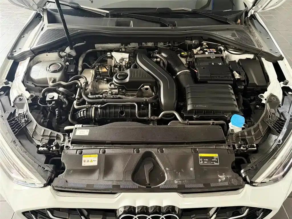 Audi A3 2025 A3L Limousine 35TFSI Flying Spur Premium Edition — миниатюра 13