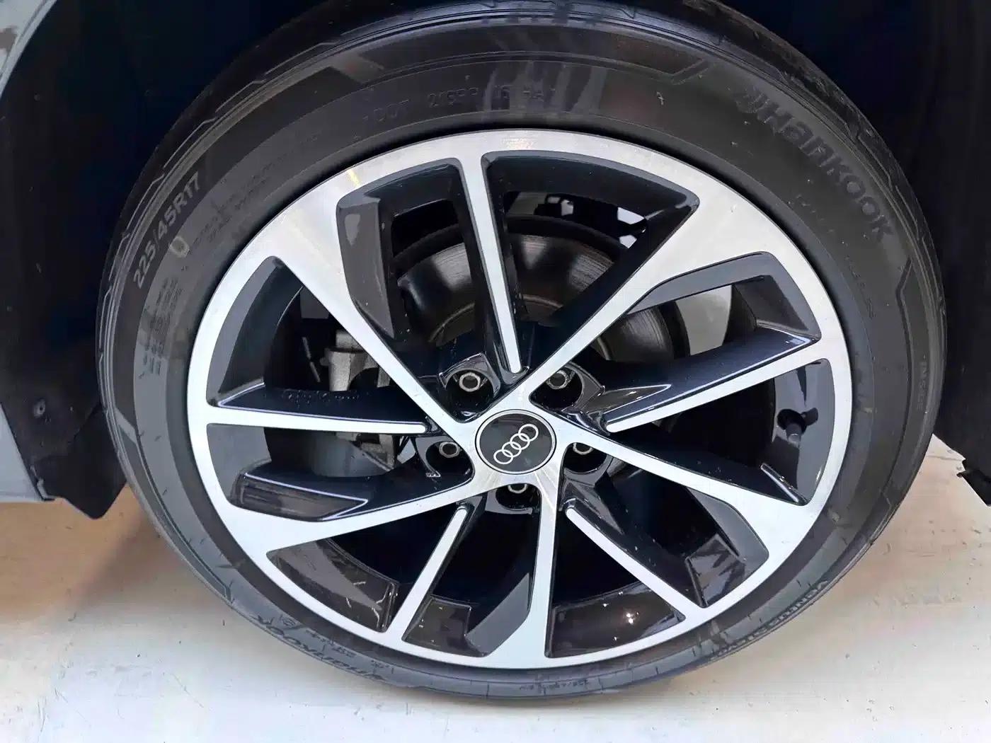 Audi A3 2023 Facelift Sportback 35 TFSI Progressive Sport — миниатюра 19