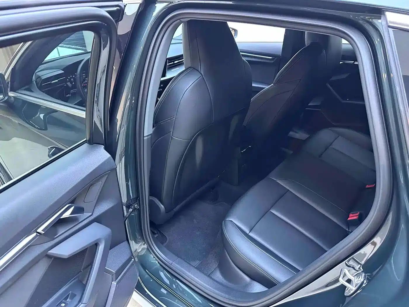 Audi A3 2023 Facelift Sportback 35 TFSI Progressive Sport — миниатюра 9