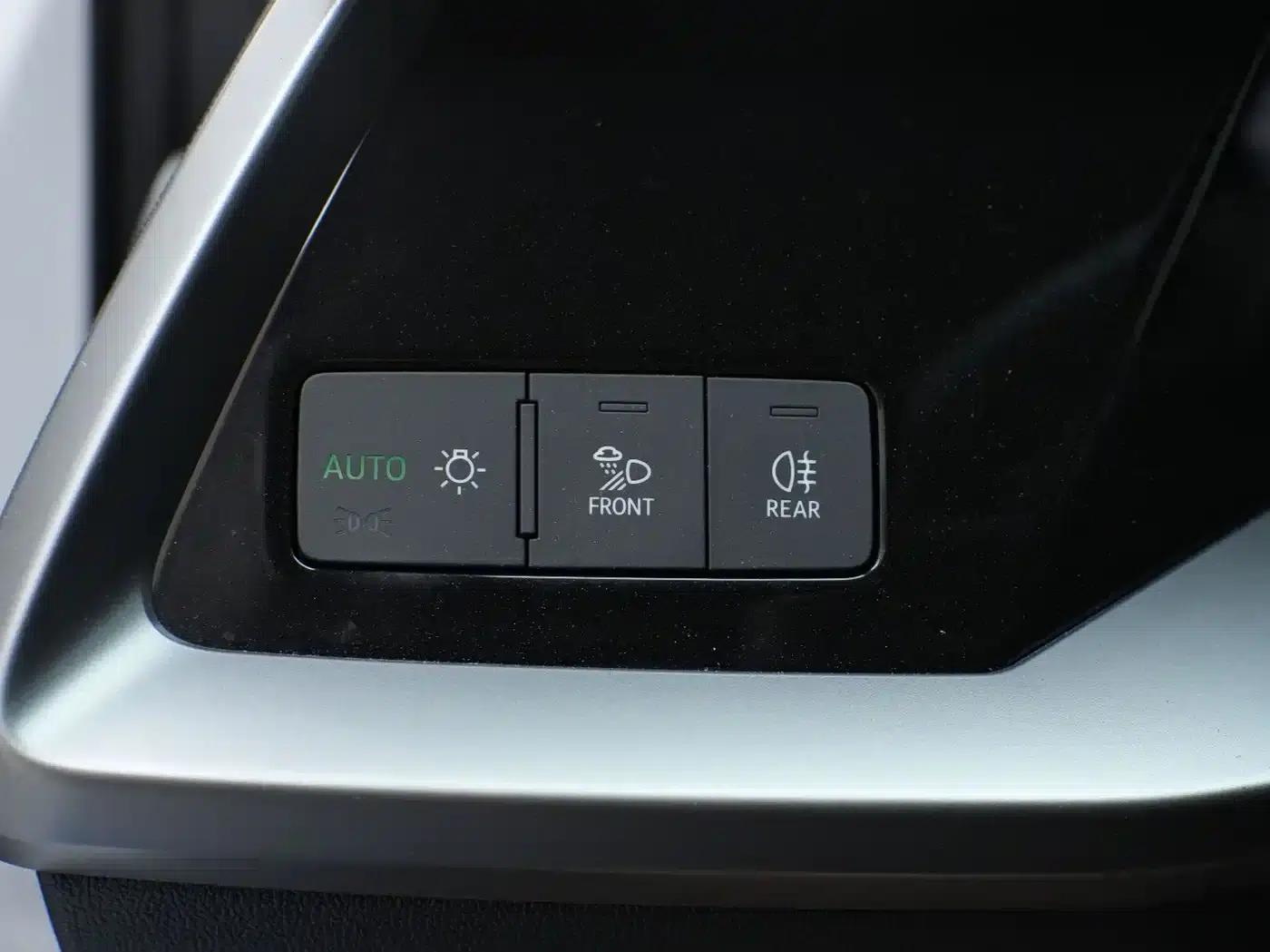 Audi A3 2023 Facelift A3L Limousine 35 TFSI Sporty Edition — миниатюра 11
