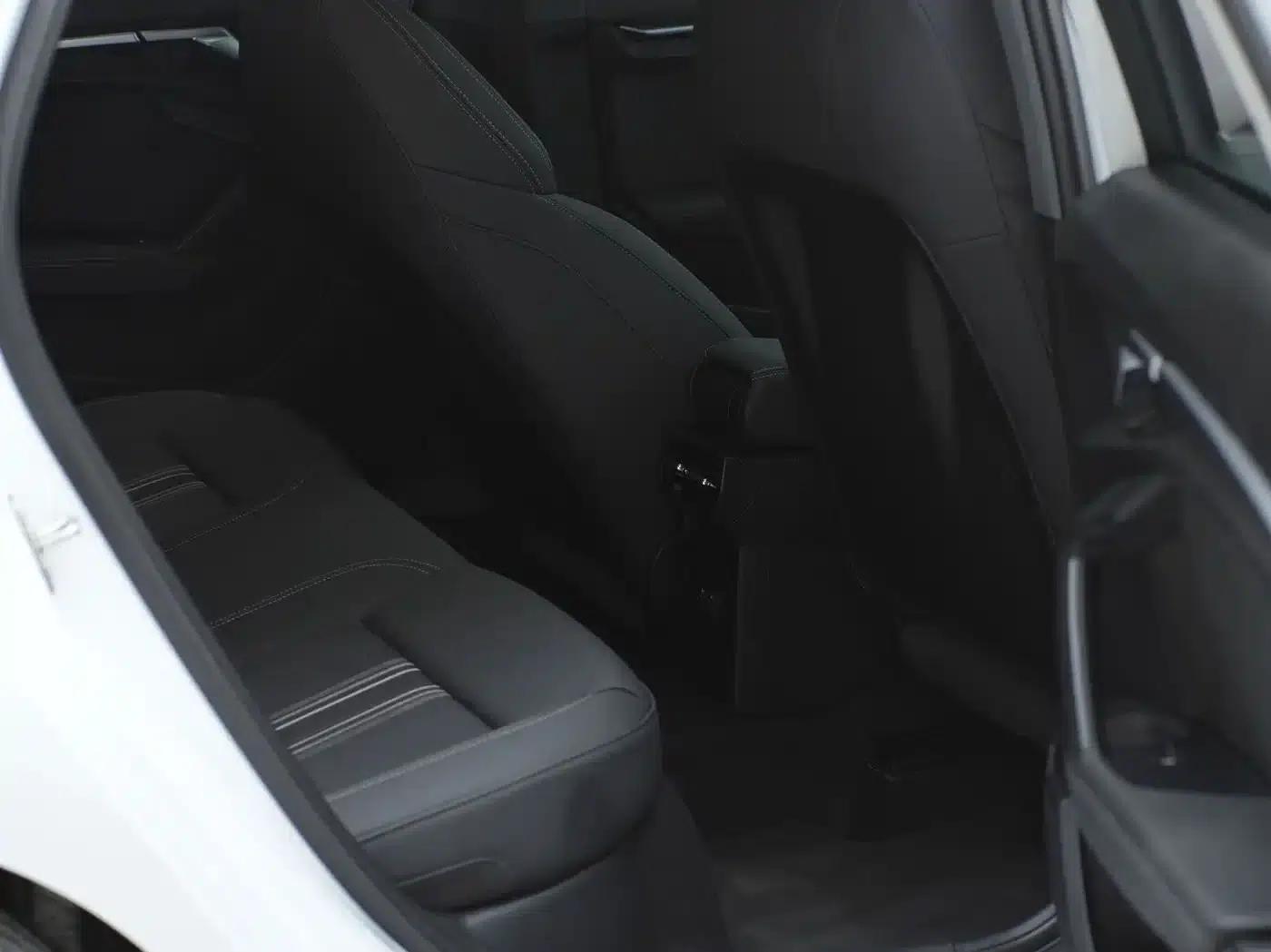 Audi A3 2023 Facelift A3L Limousine 35 TFSI Sporty Edition — миниатюра 19