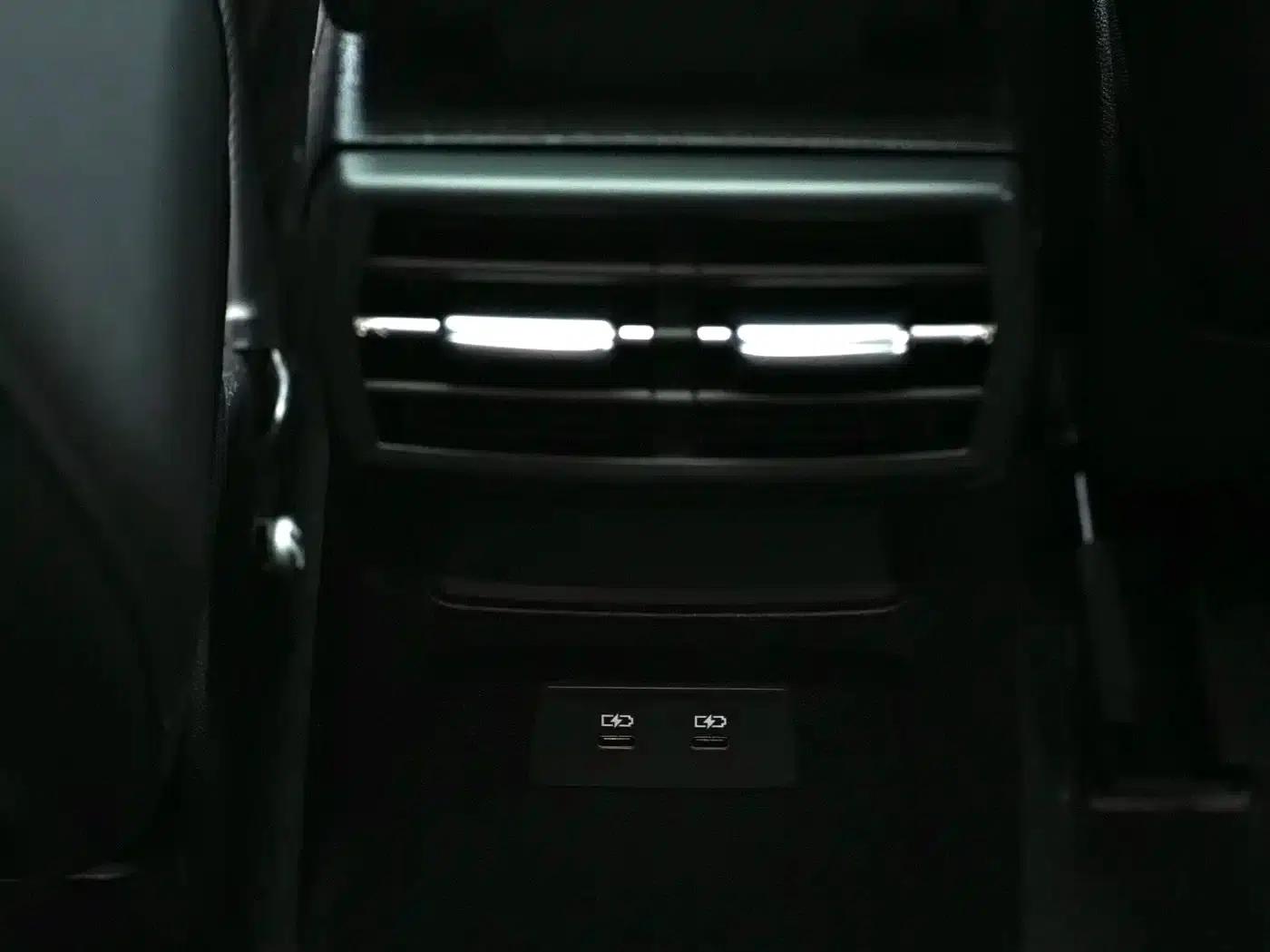 Audi A3 2023 Facelift A3L Limousine 35 TFSI Sporty Edition — миниатюра 25