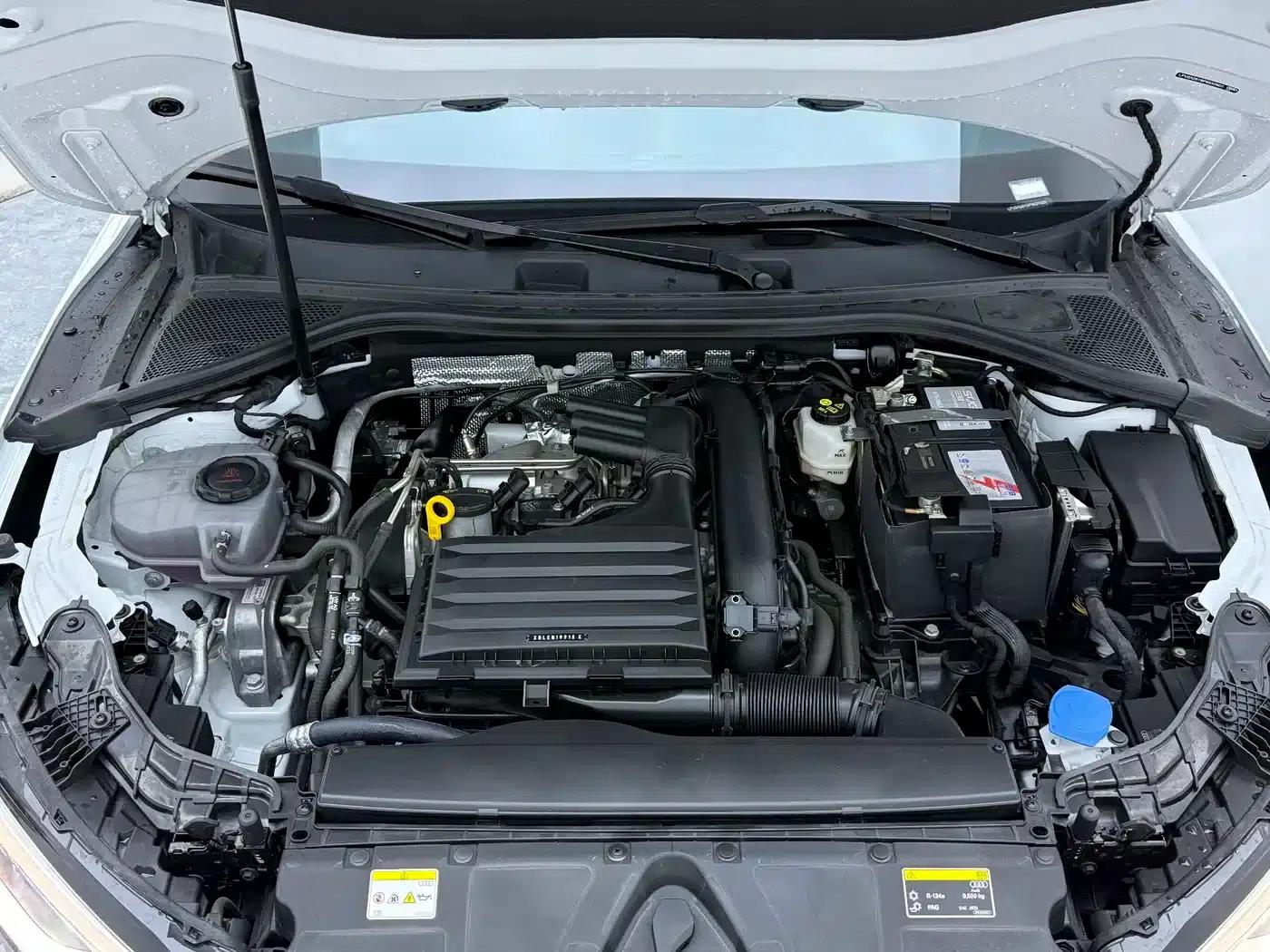 Audi A3 2023 Facelift A3L Limousine 35 TFSI Sporty Edition — миниатюра 31