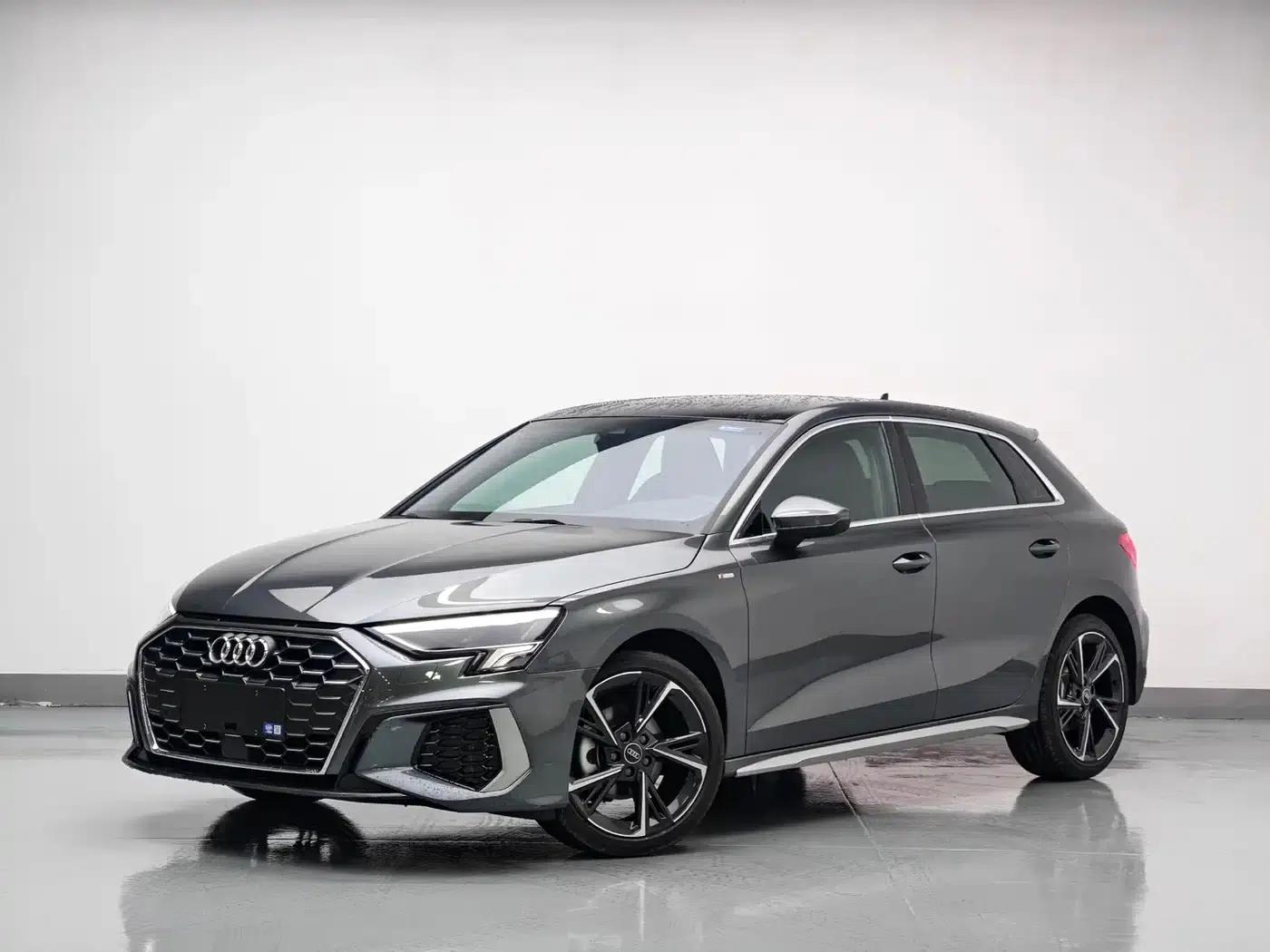 Audi A3 2024 Sportback 35 TFSI Fashion Sport — миниатюра 1