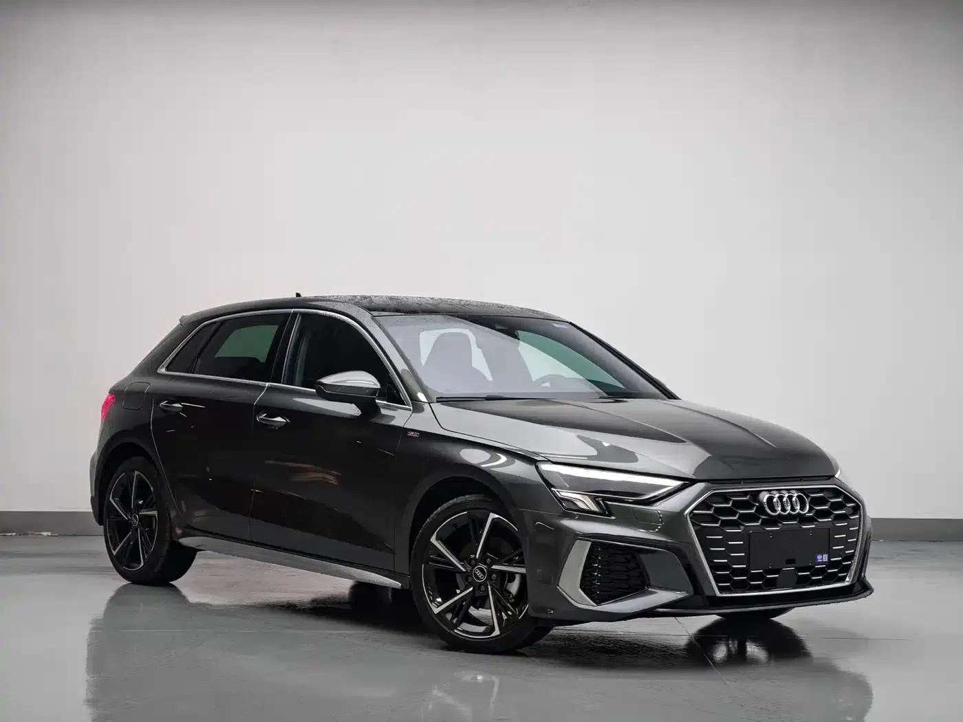 Audi A3 2024 Sportback 35 TFSI Fashion Sport — миниатюра 3