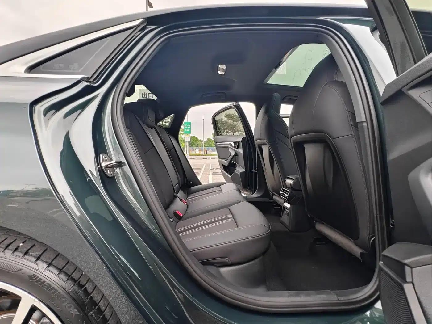 Audi A3 2023 Facelift A3L Limousine 35 TFSI Sporty Edition — миниатюра 11