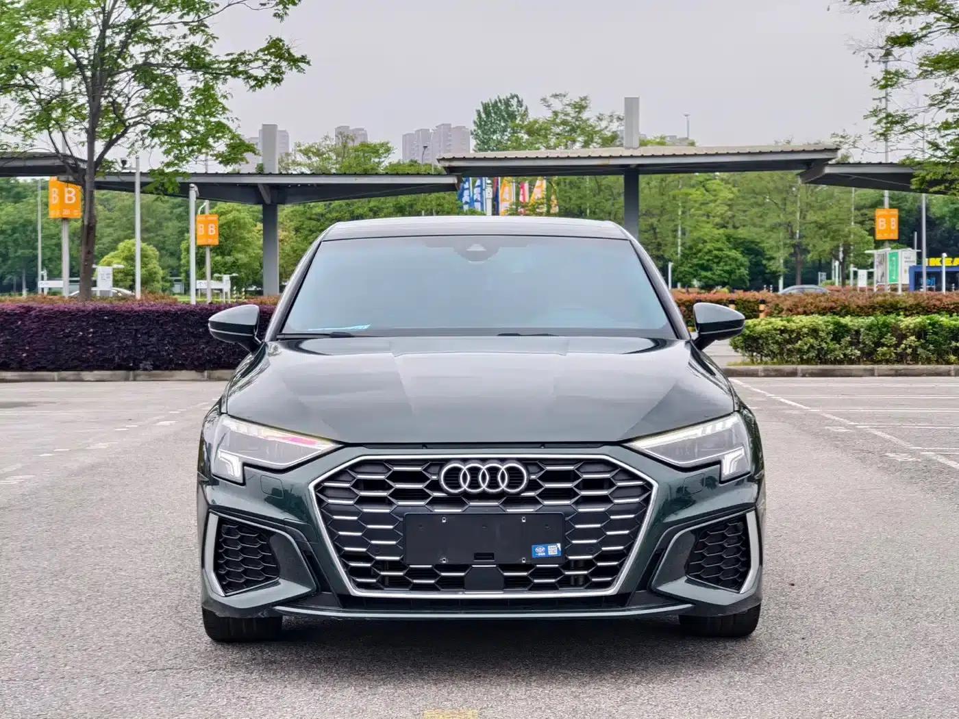 Audi A3 2023 Facelift A3L Limousine 35 TFSI Sporty Edition — миниатюра 3