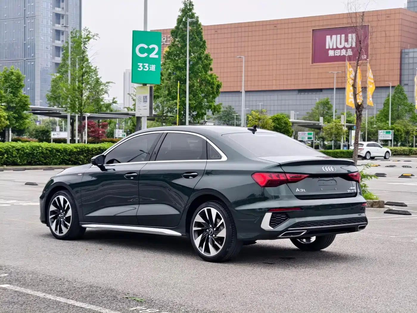 Audi A3 2023 Facelift A3L Limousine 35 TFSI Sporty Edition — миниатюра 4