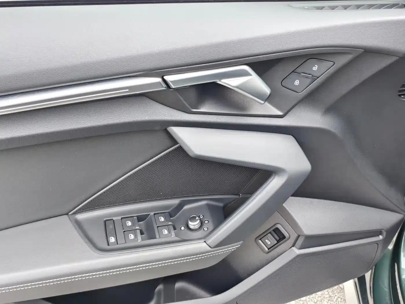 Audi A3 2023 Facelift Sportback 35 TFSI Progressive Sport — миниатюра 14