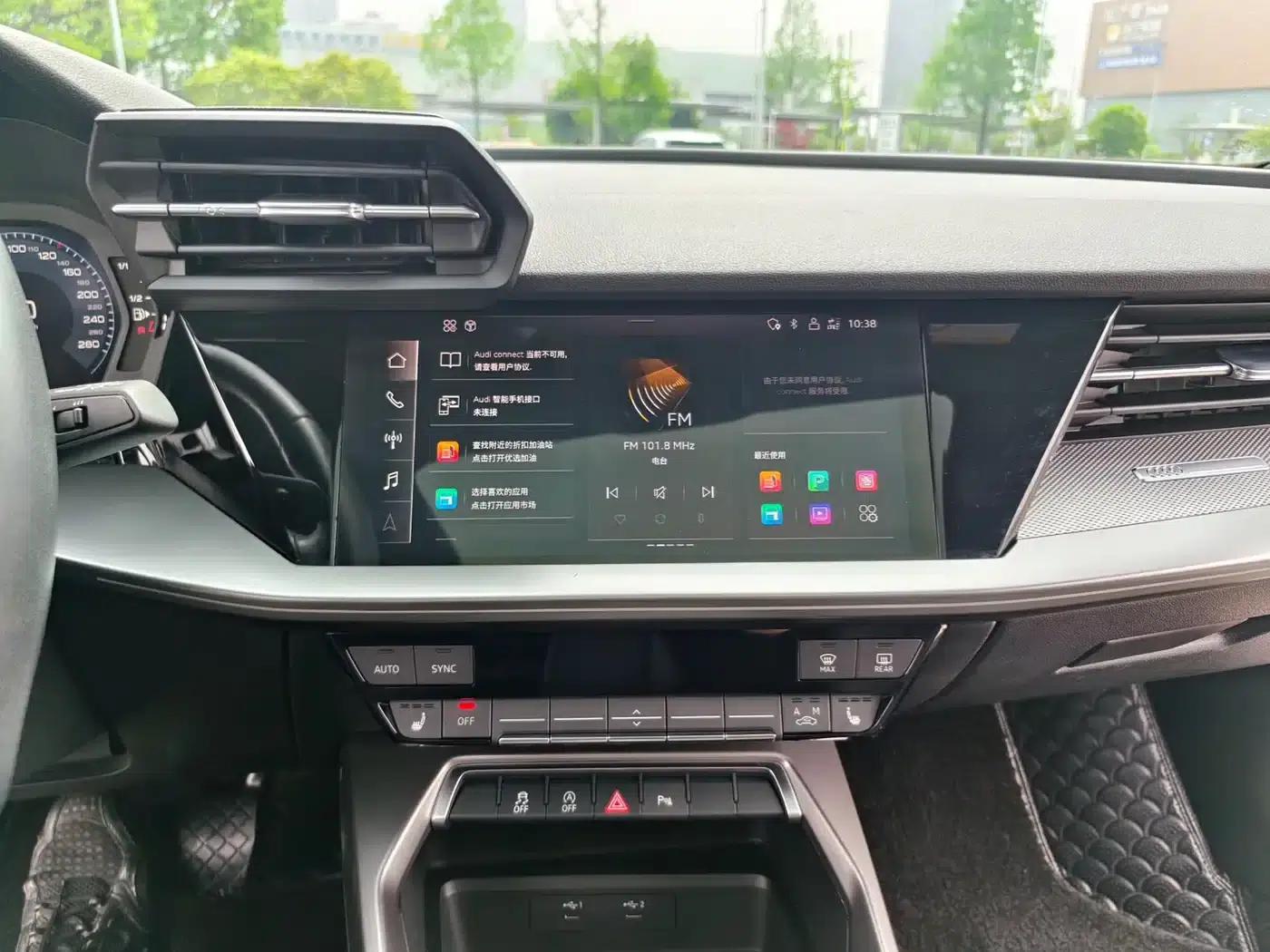 Audi A3 2023 Facelift Sportback 35 TFSI Progressive Sport — миниатюра 20