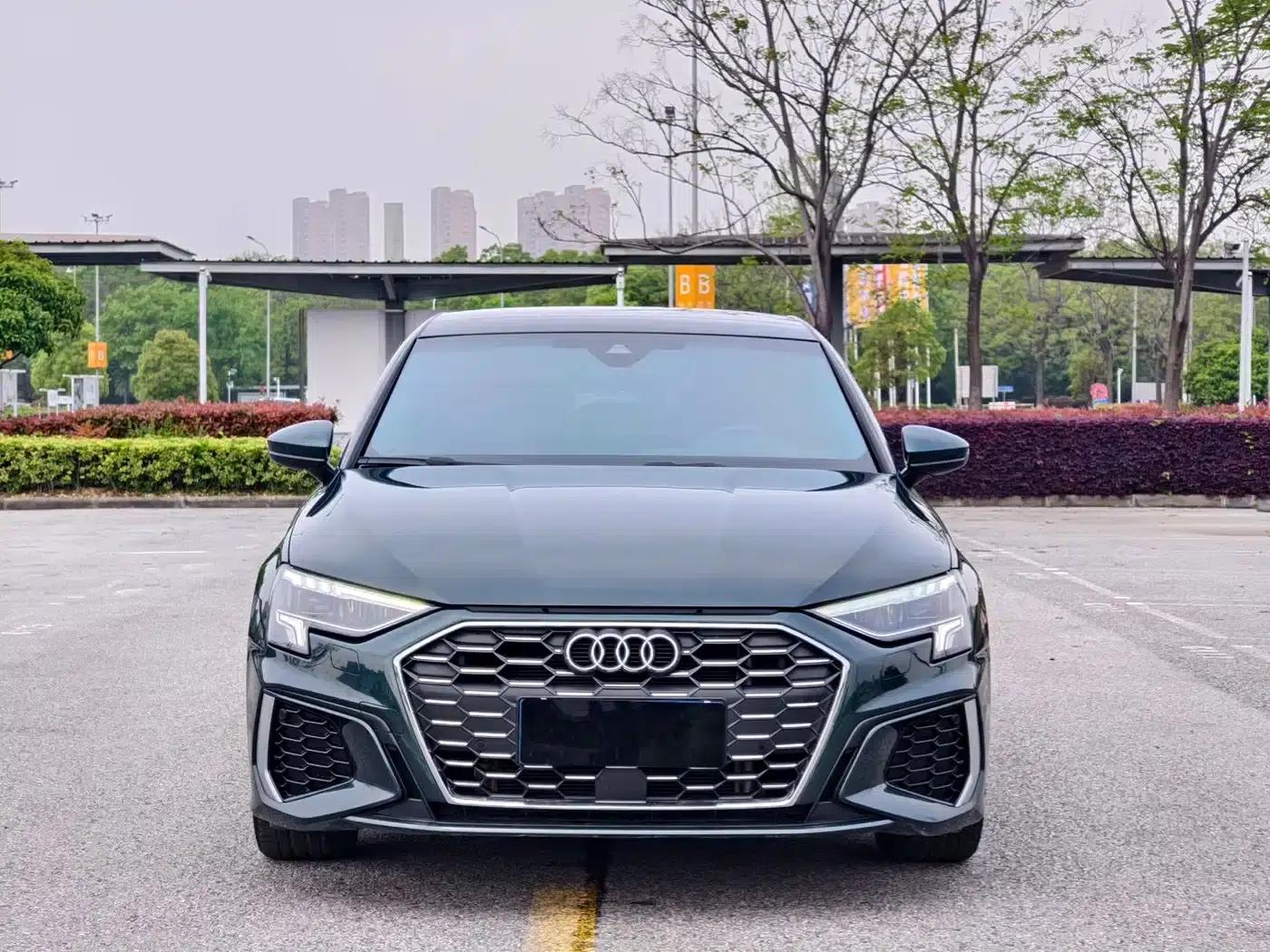 Audi A3 2023 Facelift Sportback 35 TFSI Progressive Sport — миниатюра 3